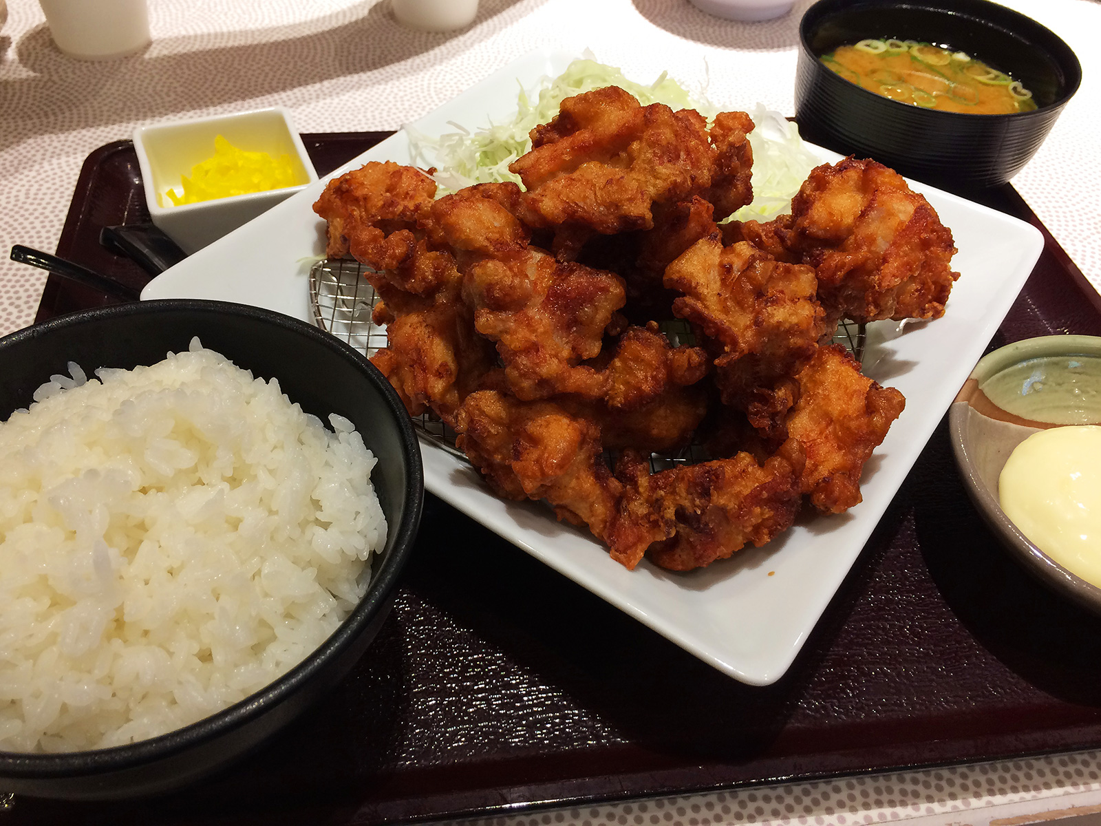 「とんきちmozoワンダーシティ店」のから揚げマウンテン定食 @上小田井
