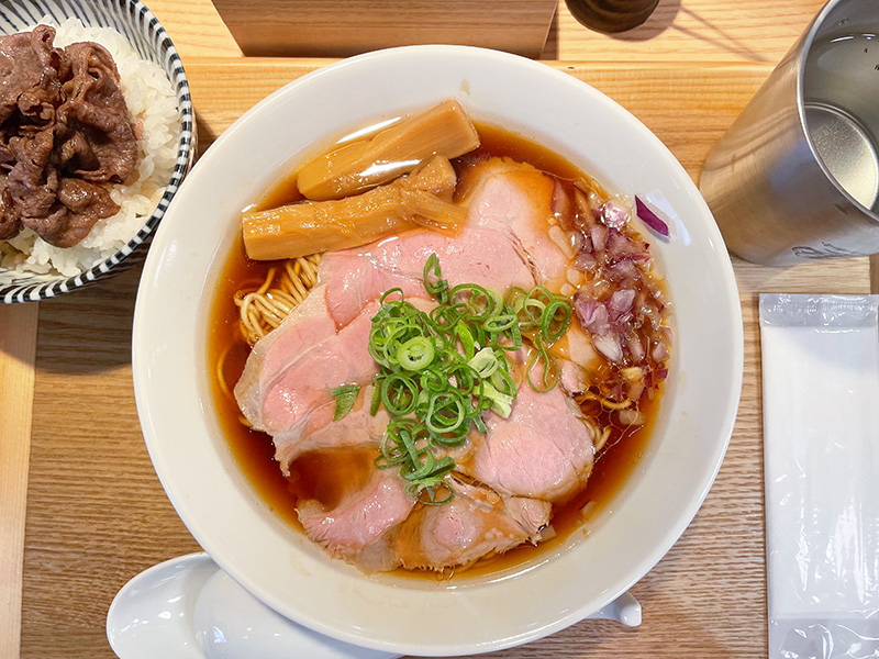 生姜の効いたスープがうんまい！「雷杏」の生姜中華そば @名古屋市中村区